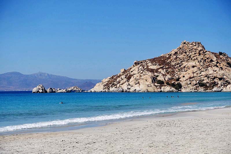 /greece-destinations/assets/naxos-beach.jpg