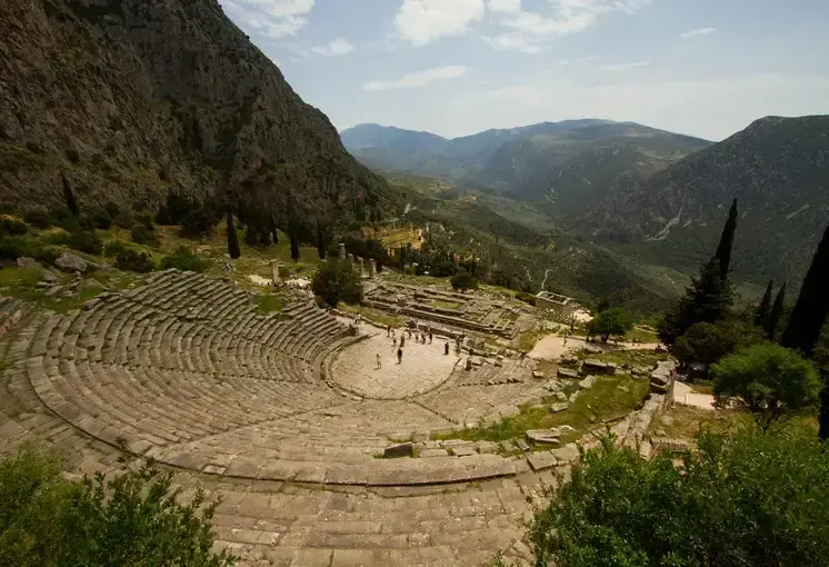 1 Day Delphi Tour — Arachova – Delphi