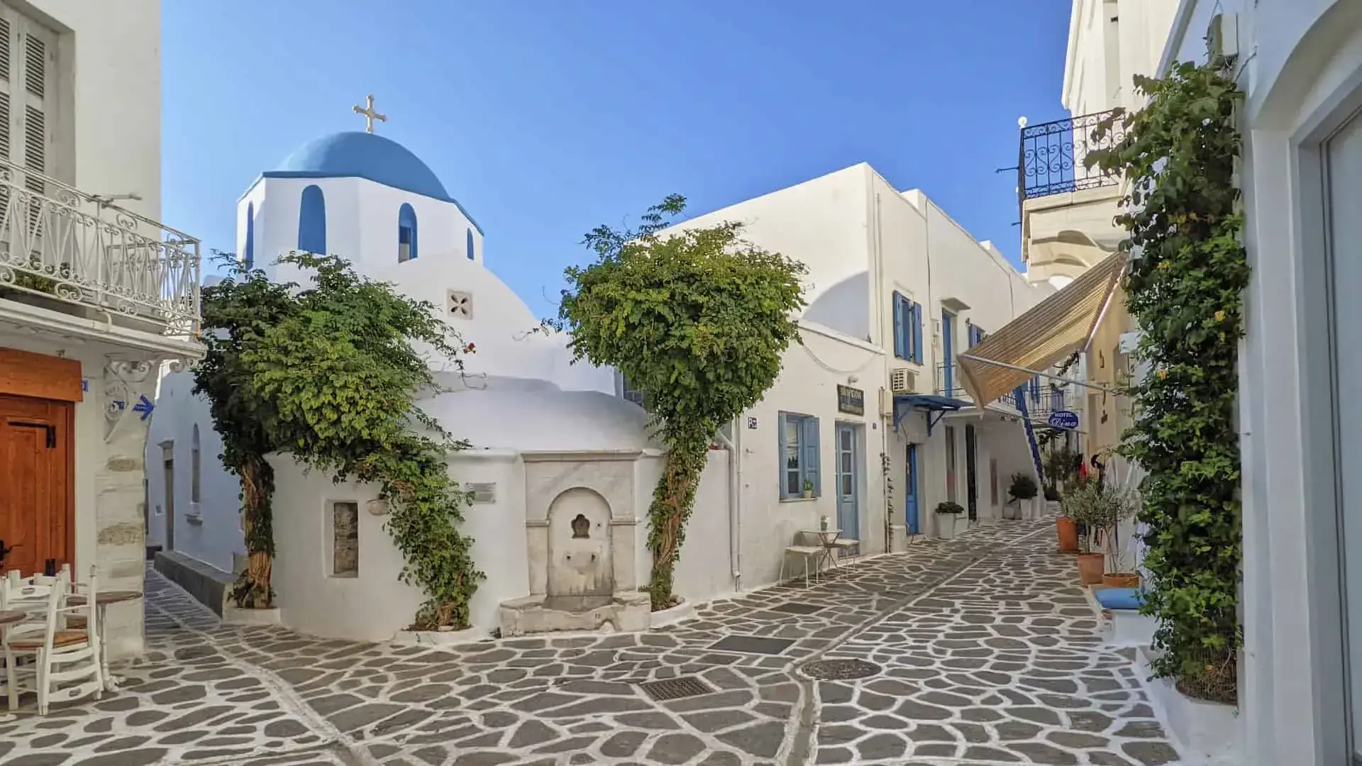 Paros