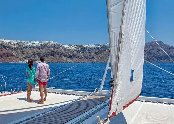 Santorini Morning Red shared Cruise / 55 people — Santorini