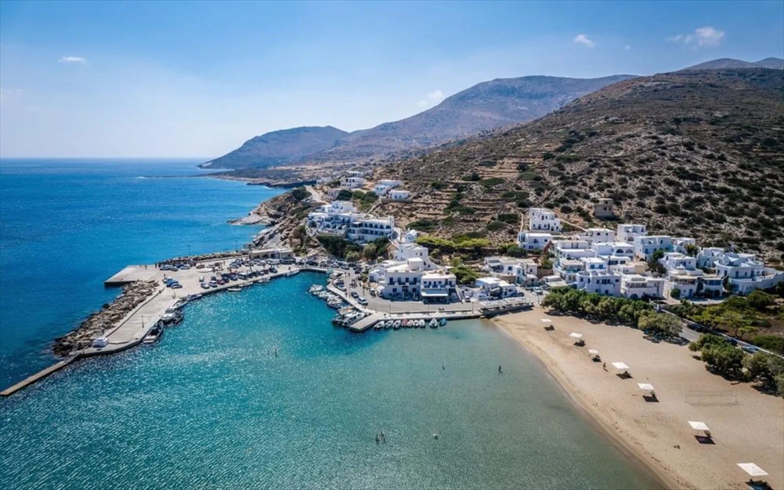 Sikinos beach port
